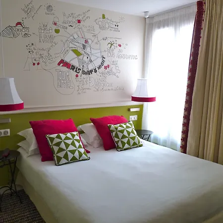 Des 3 Poussins Hotel Parigi
