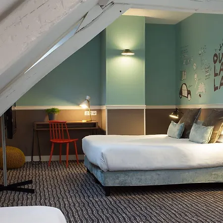 Des 3 Poussins 3* Parigi
