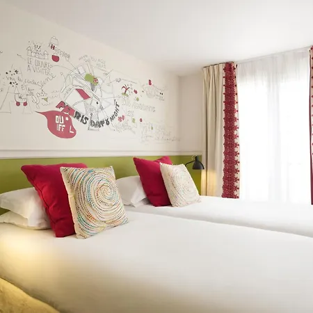 Hotel Des 3 Poussins Parigi