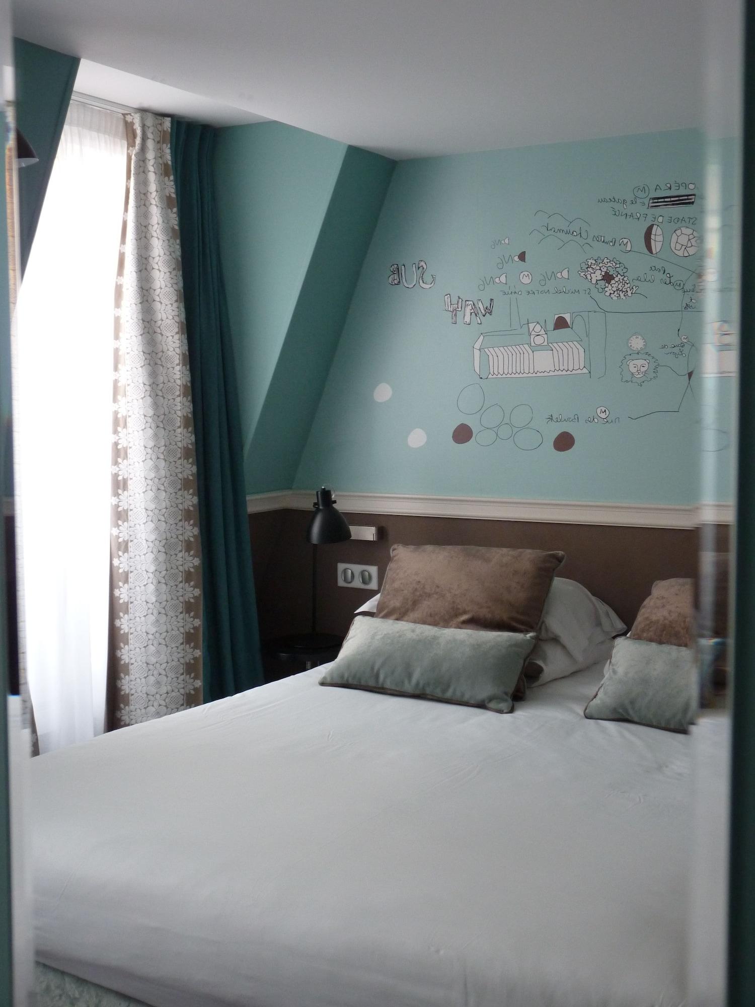 Hotel Des 3 Poussins Parigi